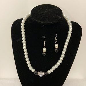 Simulated Pearl Necklace